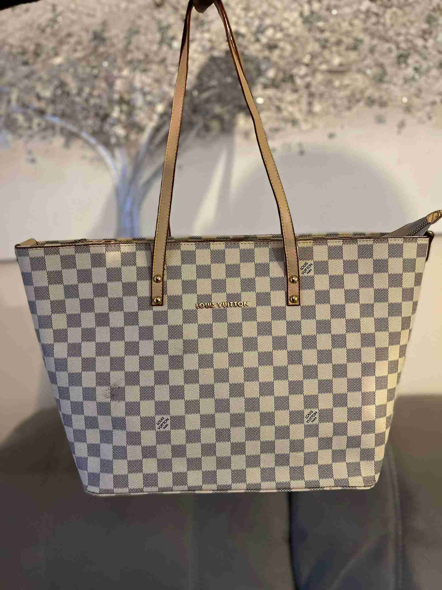 Louis Vuitton Bag Origin. in Ghana Best Sale Price Upfrica GH